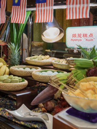新濠影滙「星滙餐廳」本月呈奉「風味大馬」海鮮烤肉自助餐